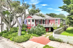 1518 21st Ave, Galveston, TX 77550 - Photo 1