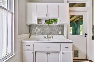 1518 21st Ave, Galveston, TX 77550 - Photo 21