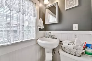 1518 21st Ave, Galveston, TX 77550 - Photo 29