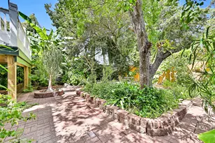 1518 21st Ave, Galveston, TX 77550 - Photo 43