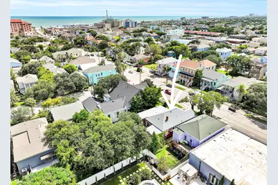 1518 21st Avenue, Galveston, TX 77550 - Photo 5