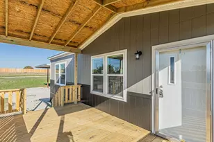12206 County Rd 37497, Cleveland, TX 77327 - Photo 13