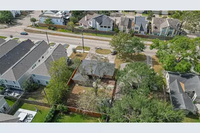 5609 Newcastle Street, Bellaire, TX 77401 - Photo 5