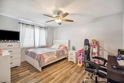 11835 Sandpiper Drive, Houston, TX 77035 - Photo 13