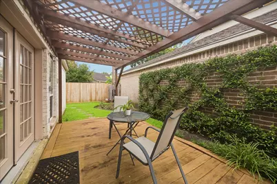 1534 Beaconshire Road, Houston, TX 77077 - Photo 19