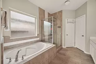 1665 Morgan Trail Dr, Alvin, TX 77511 - Photo 21