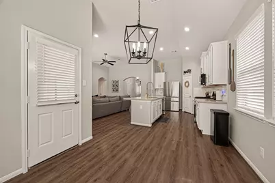 1665 Morgan Trail Drive, Alvin, TX 77511 - Photo 9