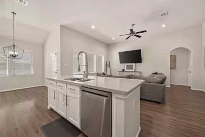 1665 Morgan Trail Drive, Alvin, TX 77511 - Photo 13