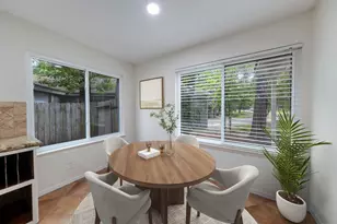 10 Glorybower Ct, The Woodlands, TX 77380 - Photo 9