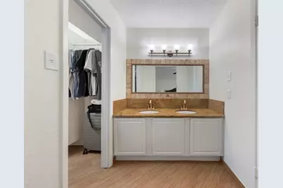 10 Glorybower Court, The Woodlands, TX 77380 - Photo 11