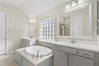 6842 Pioneer Trail, Katy, TX 77493 - Photo 11