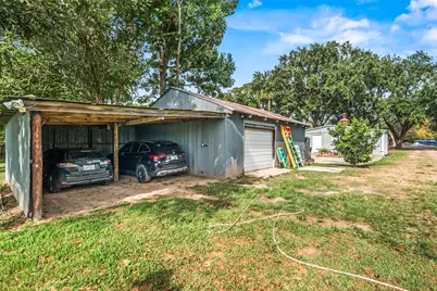 1402 County Road 243, Bay City, TX 77414 - Photo 31