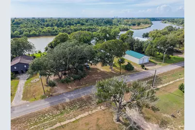 1402 County Road 243, Bay City, TX 77414 - Photo 35