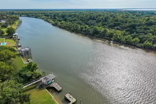 1402 County Rd 243, Bay City, TX 77414 - Photo 39