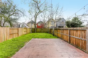 832 W 18th St, Houston, TX 77008 - Photo 29
