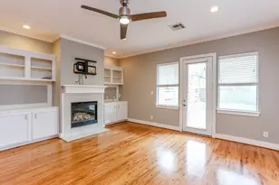 832 W 18th St, Houston, TX 77008 - Photo 11