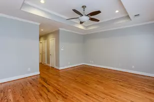 832 W 18th St, Houston, TX 77008 - Photo 17