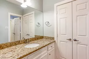 832 W 18th St, Houston, TX 77008 - Photo 23