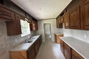 2704 Park Dr, Marshall, TX 75670 - Photo 5