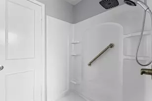 12607 Bauman Rd, Houston, TX 77037 - Photo 11