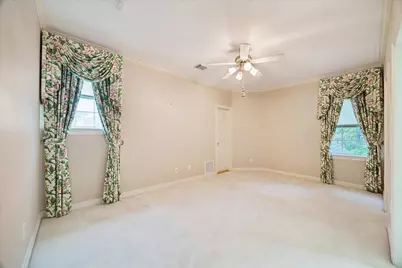 15 Golf Links Court, Kingwood, TX 77339 - Photo 33