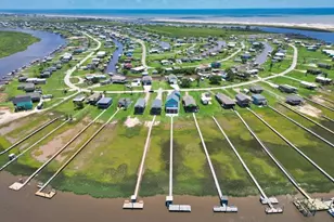 2028 County Rd 201, Sargent, TX 77414 - Photo 43