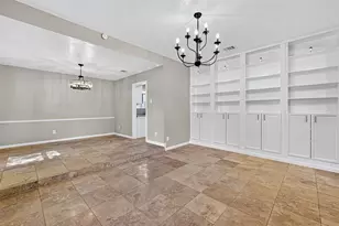 7618 Twin Hills Dr, Houston, TX 77071 - Photo 9