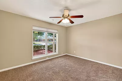 7618 Twin Hills Drive, Houston, TX 77071 - Photo 41