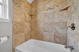 7618 Twin Hills Dr, Houston, TX 77071 - Photo 37