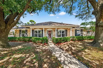 7618 Twin Hills Drive, Houston, TX 77071 - Photo 5