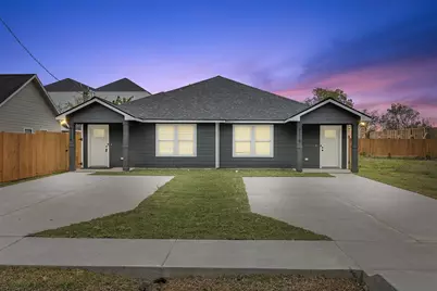 9716 Fillmore Street, Houston, TX 77029 - Photo 1