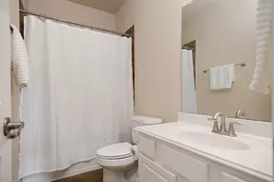 3 Pine Needle Pl, The Woodlands, TX 77382 - Photo 15