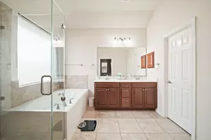 13739 McKinney Creek Ln, Houston, TX 77044 - Photo 13