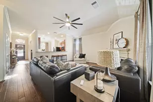 13739 McKinney Creek Ln, Houston, TX 77044 - Photo 9