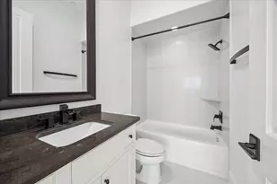 3850 Glen Arbor Dr, Houston, TX 77025 - Photo 23