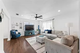 1901 Bayou Homes Dr, Galveston, TX 77551 - Photo 7