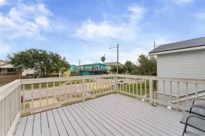 1901 Bayou Homes Drive, Galveston, TX 77551 - Photo 17