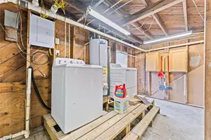 1901 Bayou Homes Dr, Galveston, TX 77551 - Photo 31