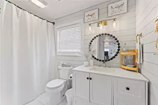 1901 Bayou Homes Dr, Galveston, TX 77551 - Photo 21