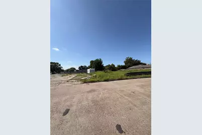 8626 Martin Luther King Boulevard, Houston, TX 77033 - Photo 3