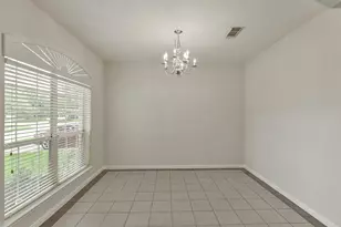 15707 Sandisfield Ln, Houston, TX 77084 - Photo 5