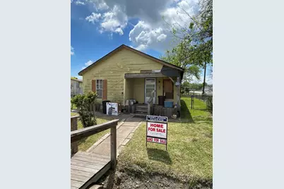 2202 Jones Road, Baytown, TX 77521 - Photo 1