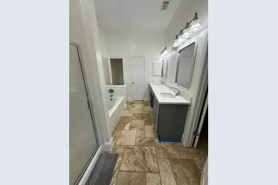 16715 Parliament Drive, Houston, TX 77083 - Photo 11