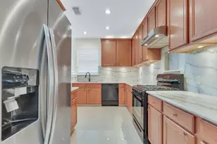 3658 Burning Palms Ct, Houston, TX 77042 - Photo 13