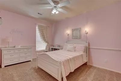19 S Linton Ridge Circle, The Woodlands, TX 77382 - Photo 17