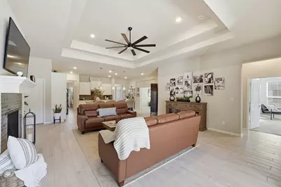 6618 Nichols Landing, Needville, TX 77461 - Photo 9