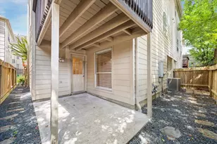 909 Reinicke St, Houston, TX 77007 - Photo 19