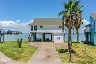 1122 Makatea, Tiki Island, TX 77554 - Photo 25