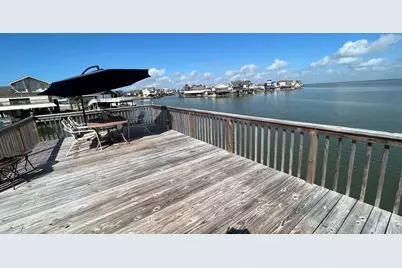 1122 Makatea, Tiki Island, TX 77554 - Photo 13