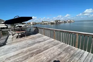 1122 Makatea, Tiki Island, TX 77554 - Photo 13